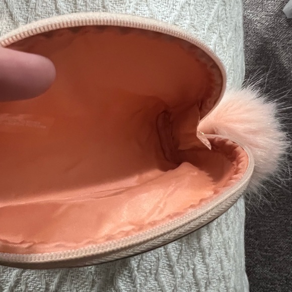 Limited Edition MAC Makeup Bag Set 💕 - Picture 9 of 9